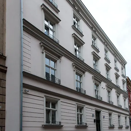 Charming Designer Attic شقة *